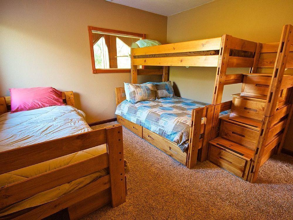 Riverfront Property With Waterfalls Near Yosemite And Bass Lake Oakhurst Zewnętrze zdjęcie